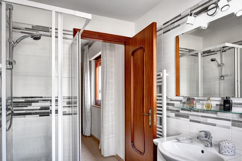 Matisse Nerano By Gocce Marina del Cantone Quarto foto