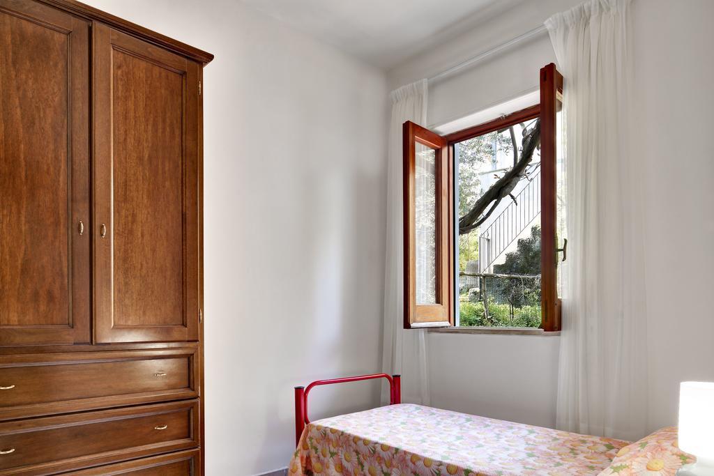 Matisse Nerano By Gocce Marina del Cantone Quarto foto